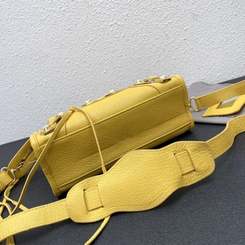 Balenciaga  Medium Motorcycle Bag in Goat Leather ZipUp 72660