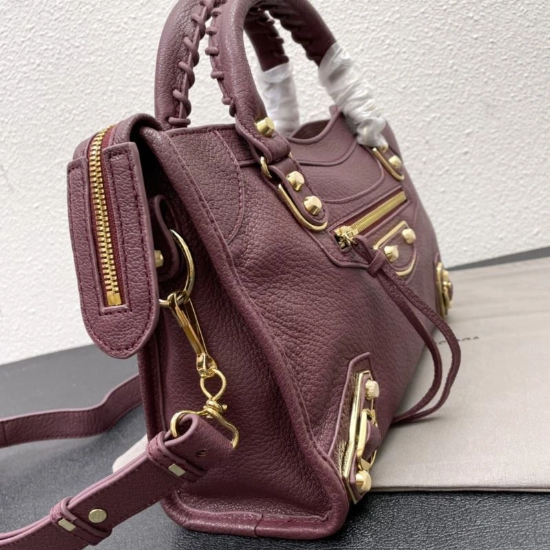 Balenciaga  Medium Motorcycle Bag with Detachable Strap Attractive 72643