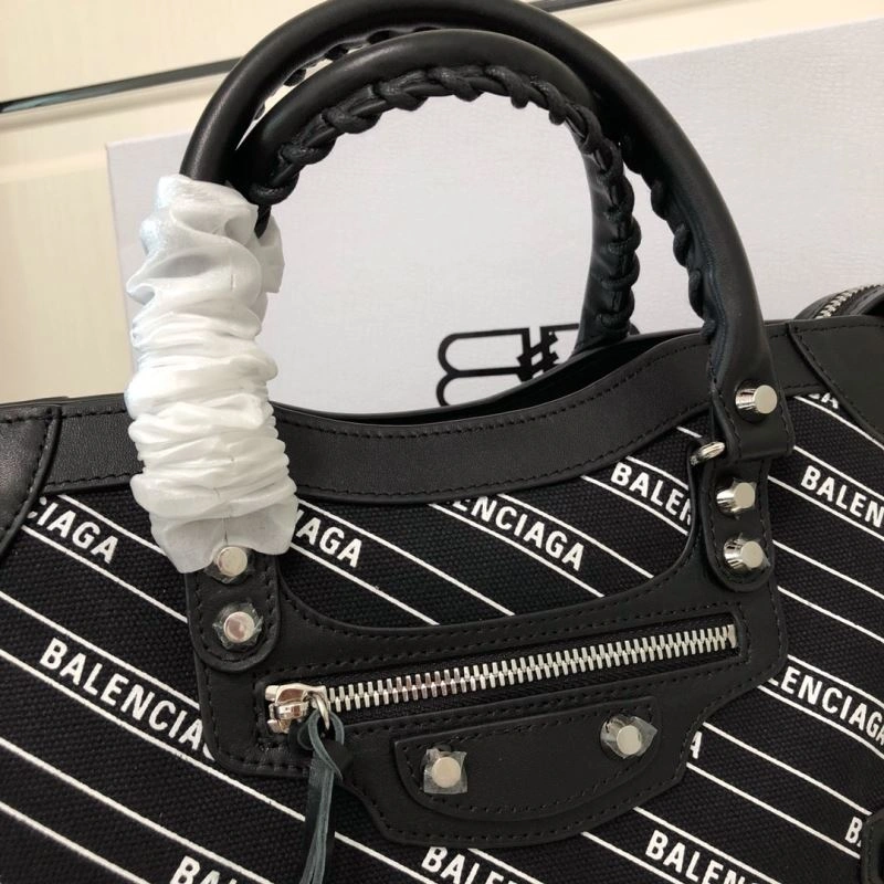 Balenciaga  Motorcycle Bag with Slanted Print Design Versatile 78765