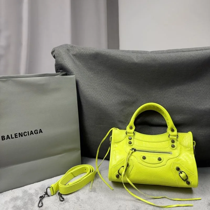 Balenciaga  Streamlined Motorcycle Bag - Small Edition Trendsetting 38269