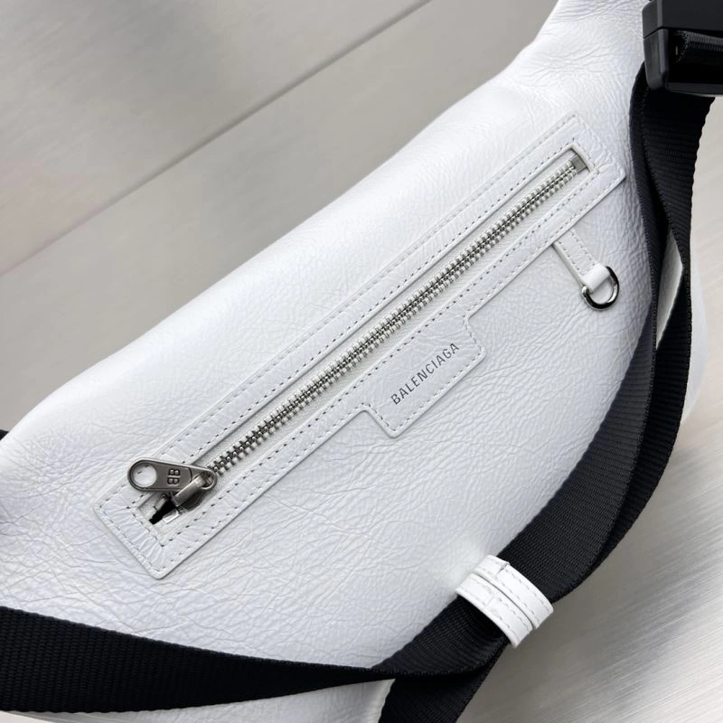 Balenciaga  White Motorcycle Multi-Pocket Waist Bag for Travel ModernLook 78549