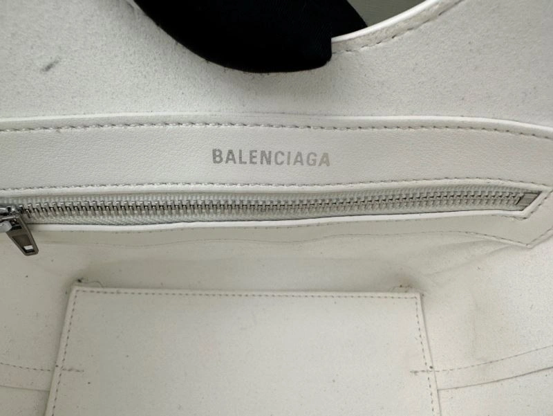Lightweight Balenciaga  Full Leather White BB23ss Handheld Small Bag 78561