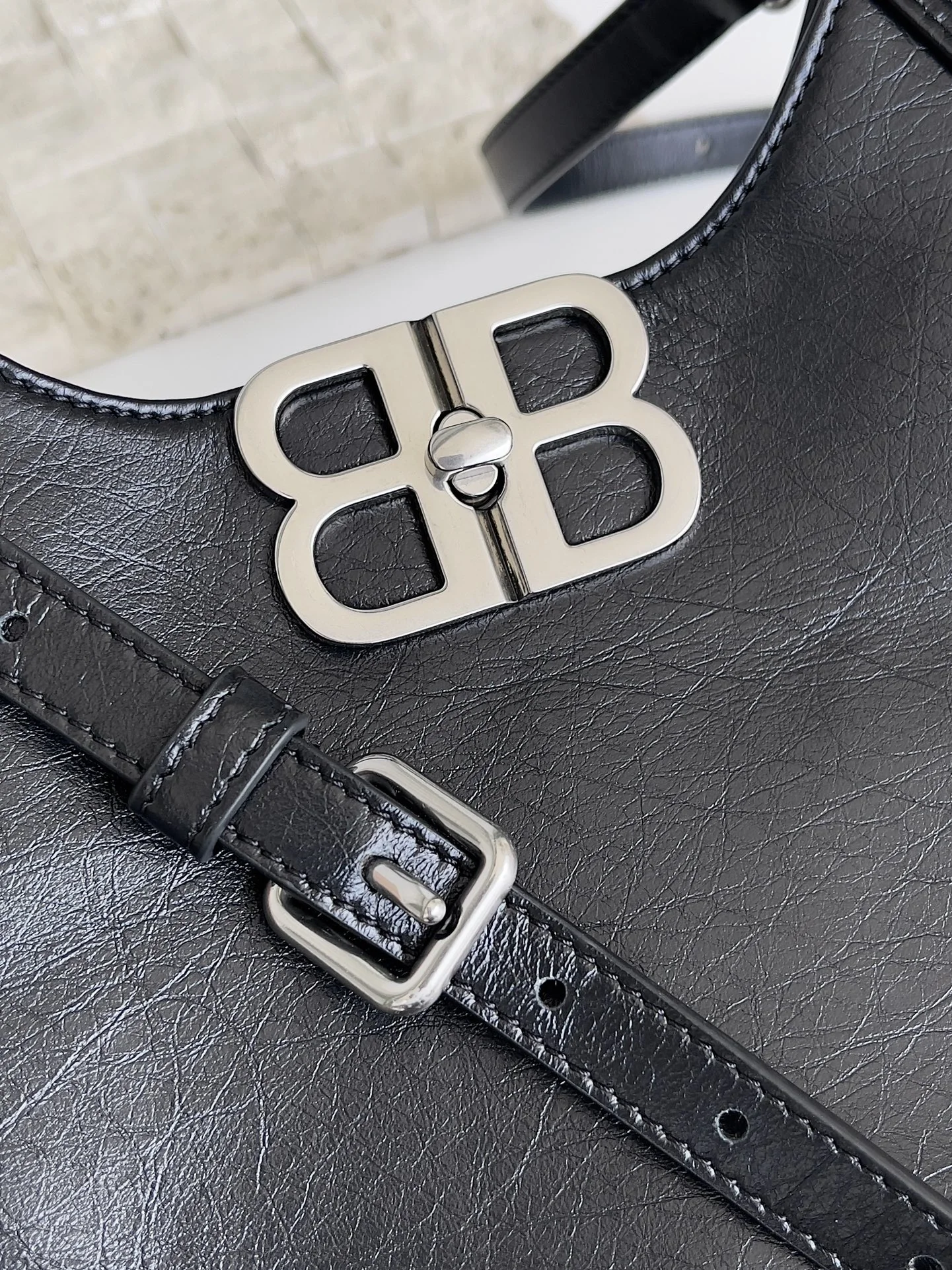 OnTrend Balenciaga  Hobo Bag - 20x20.5x6.8 cm 60936