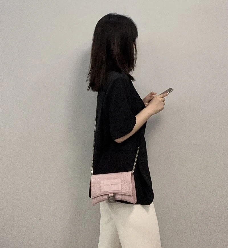 Balenciaga Crocodile Bean Paste Pink Hourglass Chain Bag with Silver Buckle Stretchable 78701