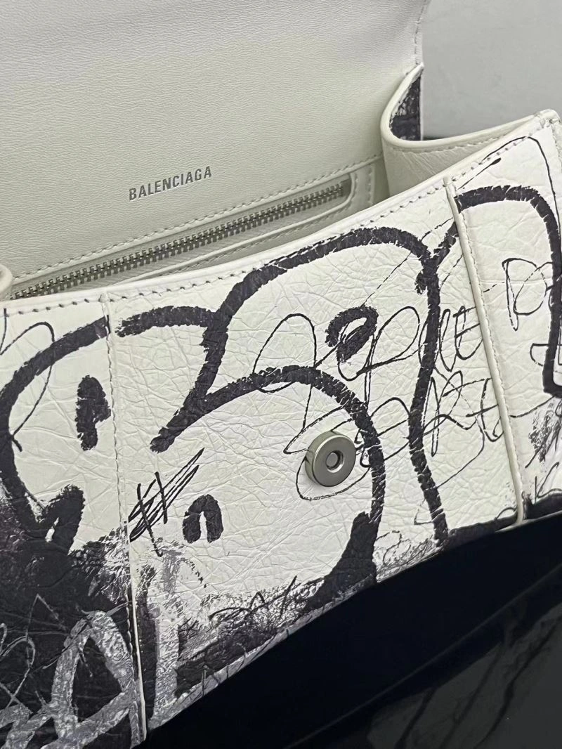FashionForward Balenciaga Crocodile-Embossed Hourglass Bag - White S Size 72649