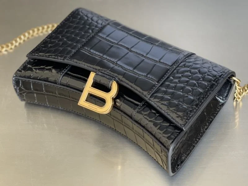 DailyWear Balenciaga Crocodile Gold Buckle Hourglass Chain Bag byBalenciaga 38284