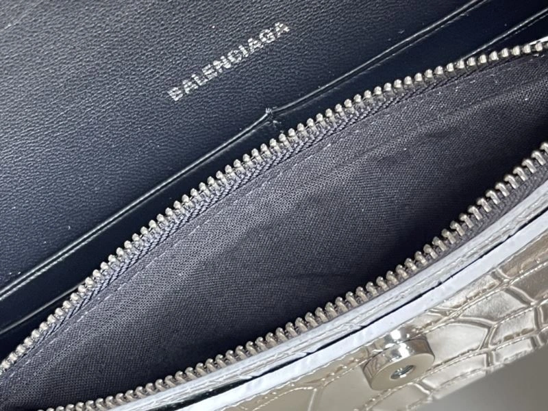 Lightweight Balenciaga Crocodile Silver Hourglass Chain Bag with B-Shaped Pull Tab 78678