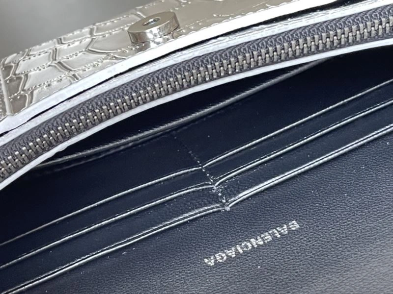Lightweight Balenciaga Crocodile Silver Hourglass Chain Bag with B-Shaped Pull Tab 78678