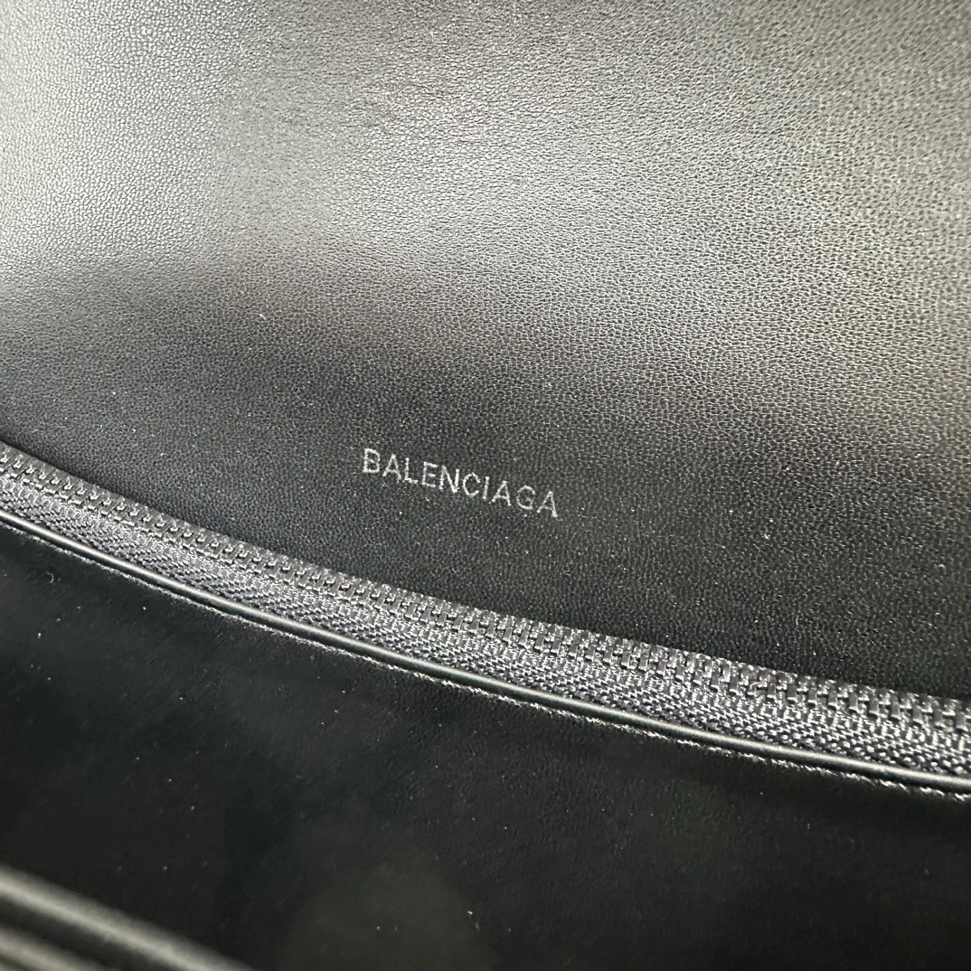Balenciaga Crush Quilted Chain Bag - Medium Black Icon ComfortFit 60970