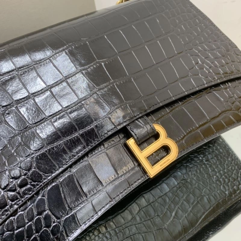 Refined Balenciaga Crush Vintage Waxed Leather Bag with Gold Chain 78671