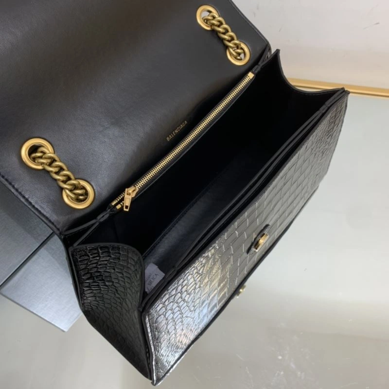 Refined Balenciaga Crush Vintage Waxed Leather Bag with Gold Chain 78671