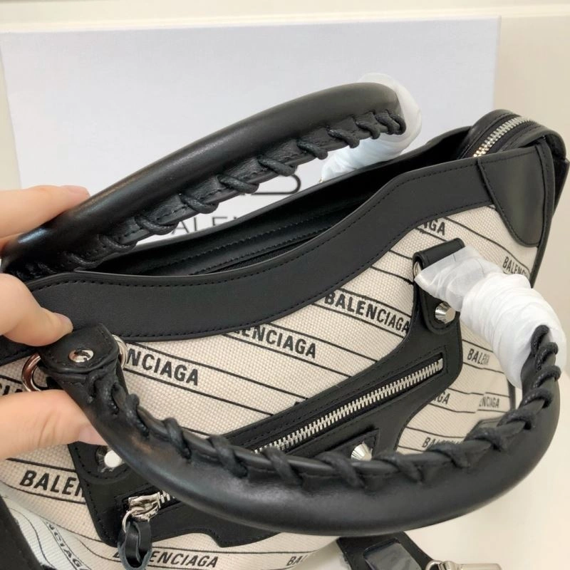 Balenciaga Diagonal Print Motorcycle Bag in Washed Canvas WellDesigned 78764