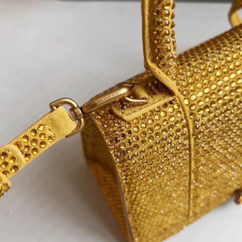 WellDesigned Balenciaga Diamond Hourglass Gold Bag - Luxury Handcrafted Design 70046