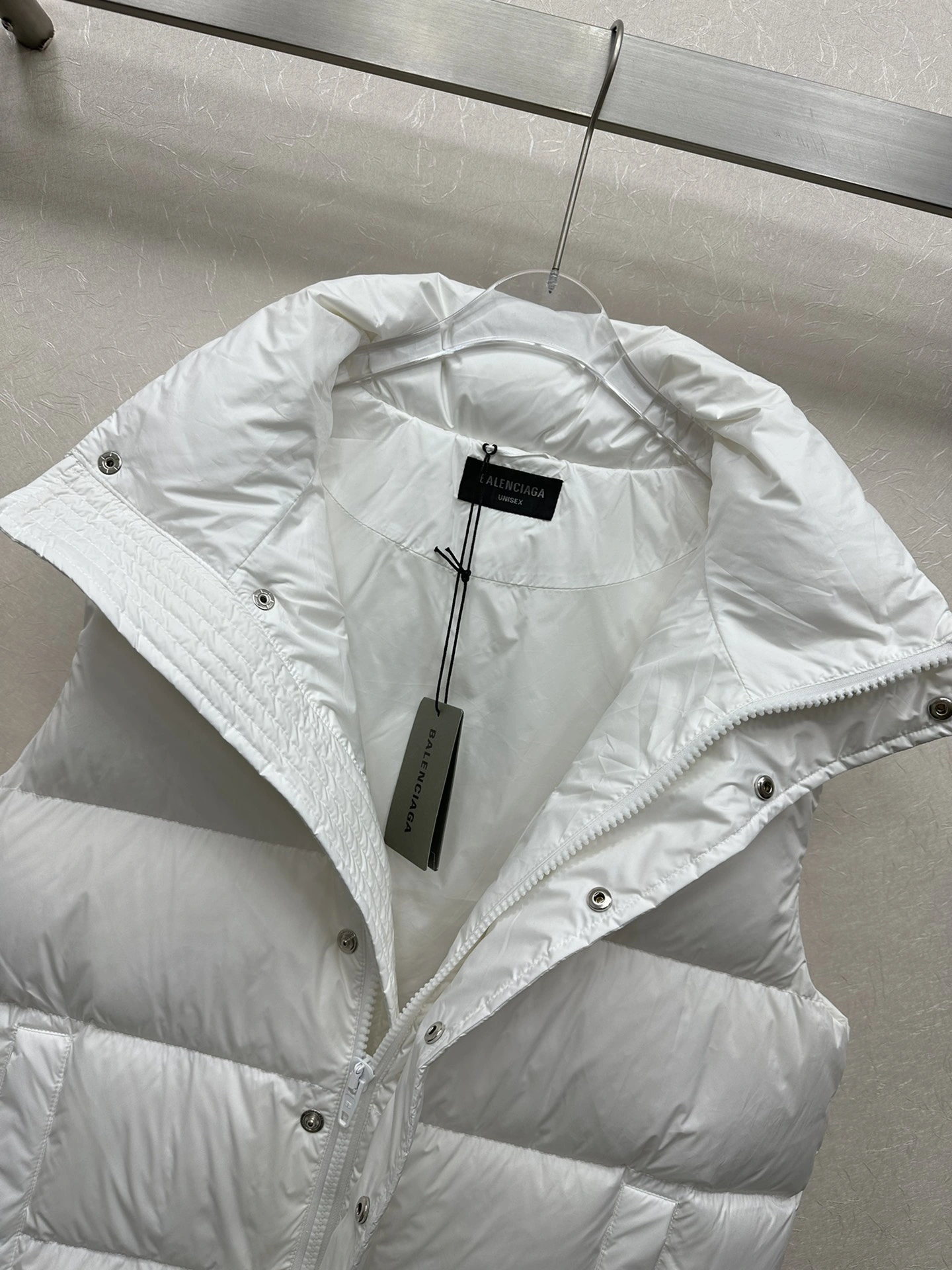 Balenciaga Down Jackets WellDesigned 98943