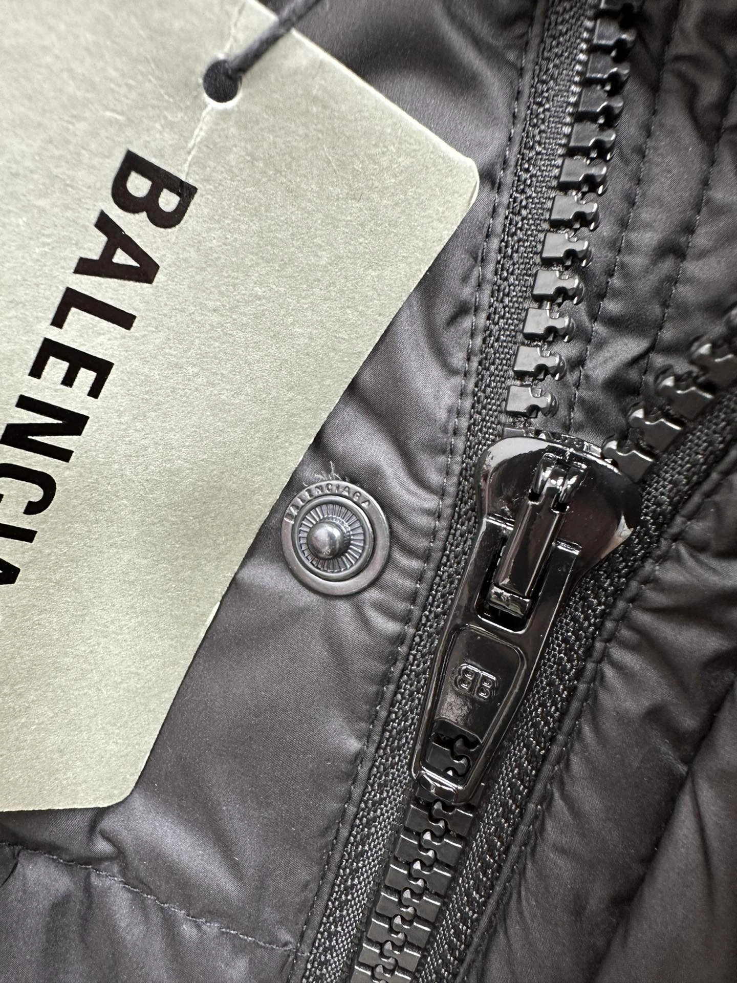 Balenciaga Down Jackets Vibrant 98936