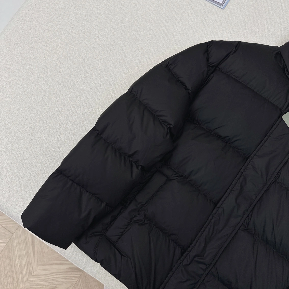 ModernLook Balenciaga Down Jackets 98903