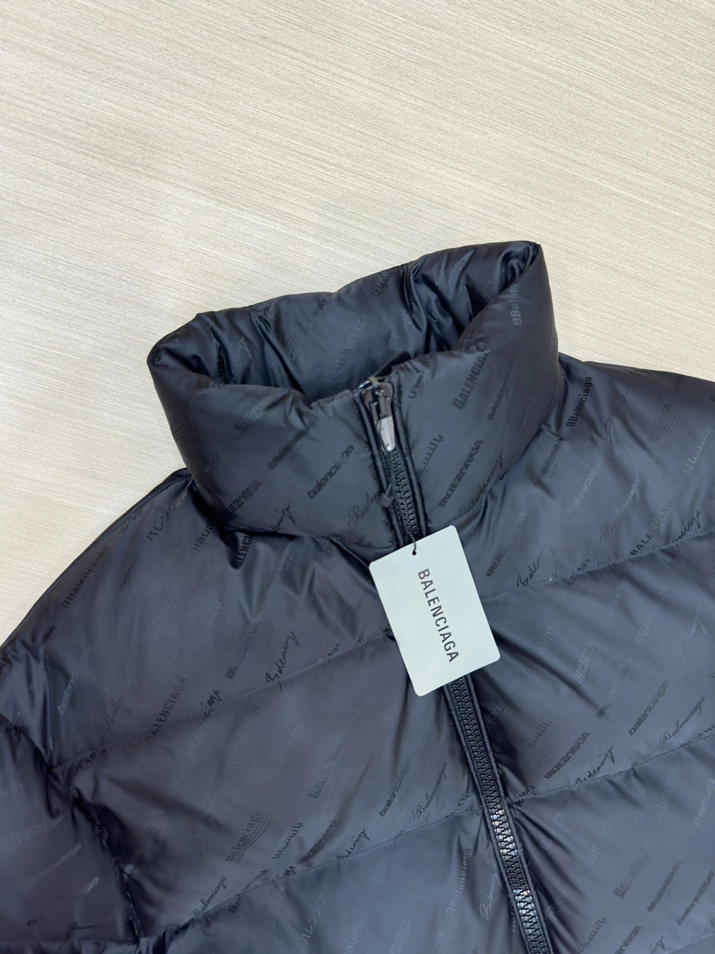 OdorResistant Balenciaga Down Jackets 98940