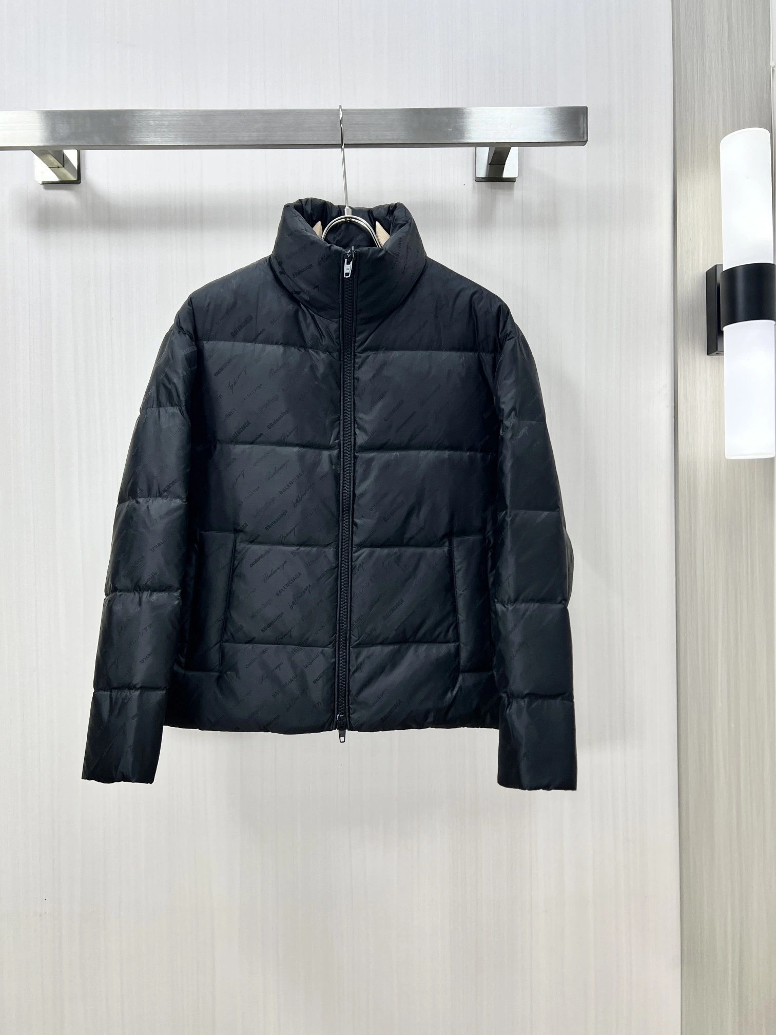 Balenciaga Down Jackets Supportive 98899