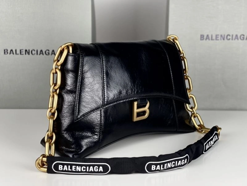 Casual Balenciaga Downtown Chain Shoulder Bag in Black Gold Wax Leather 72578