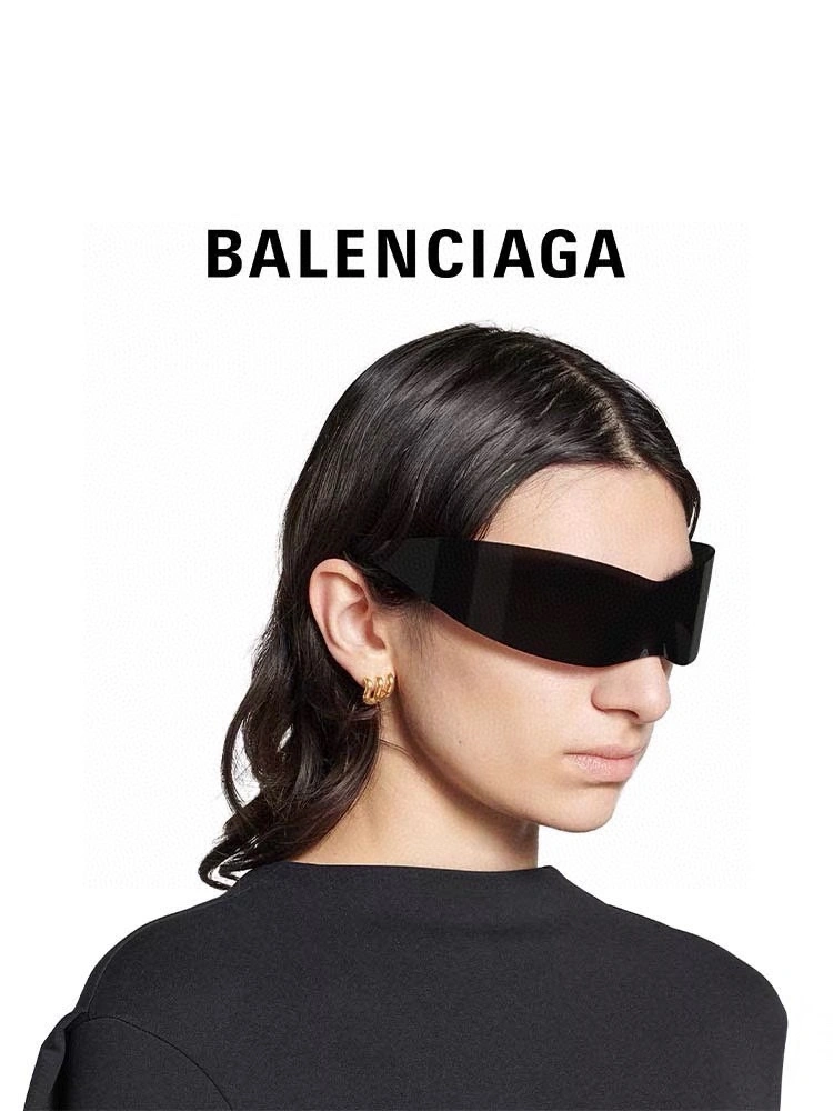 Lightweight Balenciaga Earrings 215682