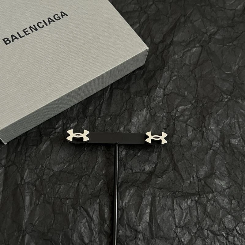 Trendy Balenciaga Earrings 215597