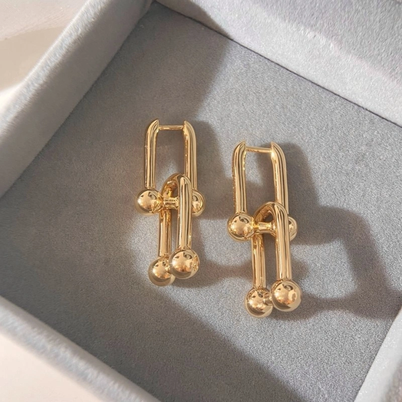 WellDesigned Balenciaga Earrings 215471