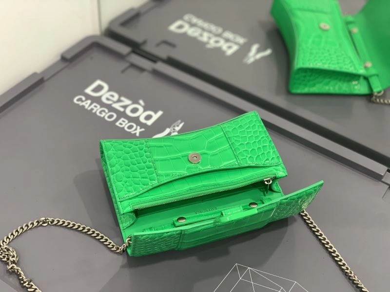QuickDry Balenciaga Electric Green Crocodile Hourglass Chain Bag 72657