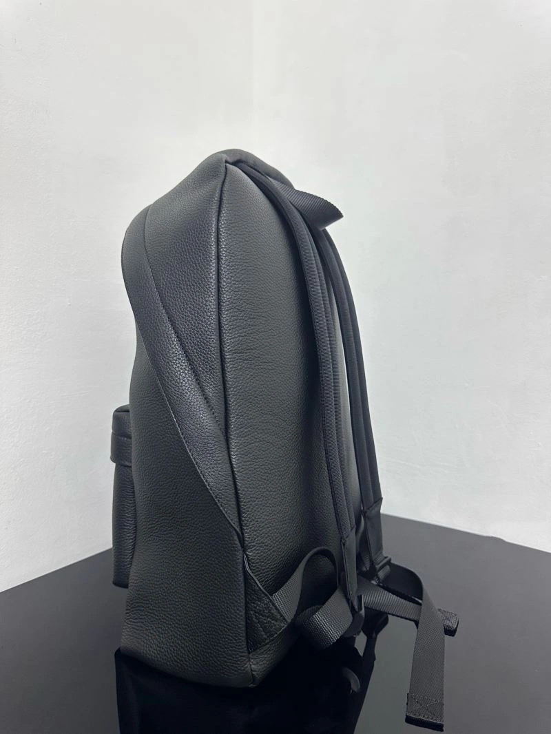 UrbanChic Balenciaga Everyday Luxe Calfskin Large Backpack 72726