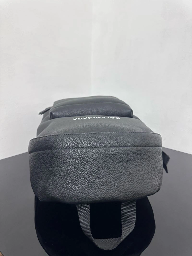 UrbanChic Balenciaga Everyday Luxe Calfskin Large Backpack 72726