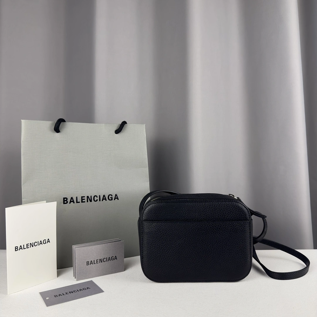 Thermal Balenciaga Everyday Mini Camera Crossbody Bag in Lambskin 60871