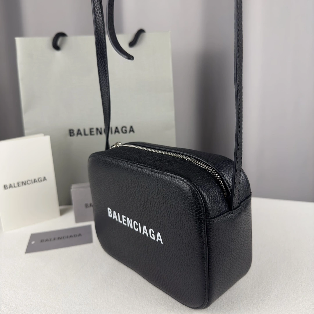 Thermal Balenciaga Everyday Mini Camera Crossbody Bag in Lambskin 60871