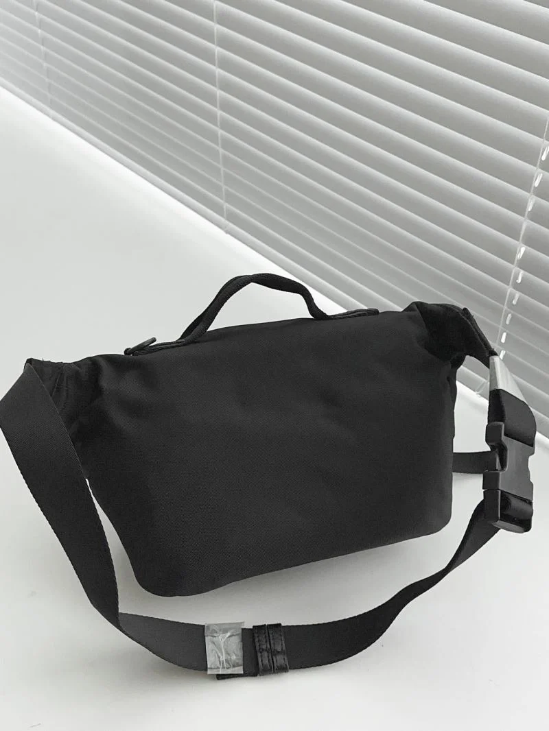 Durable Balenciaga Exclusive Leather Mountaineering Waist Bag 38217