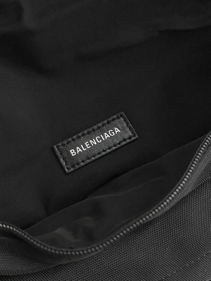 Durable Balenciaga Exclusive Leather Mountaineering Waist Bag 38217