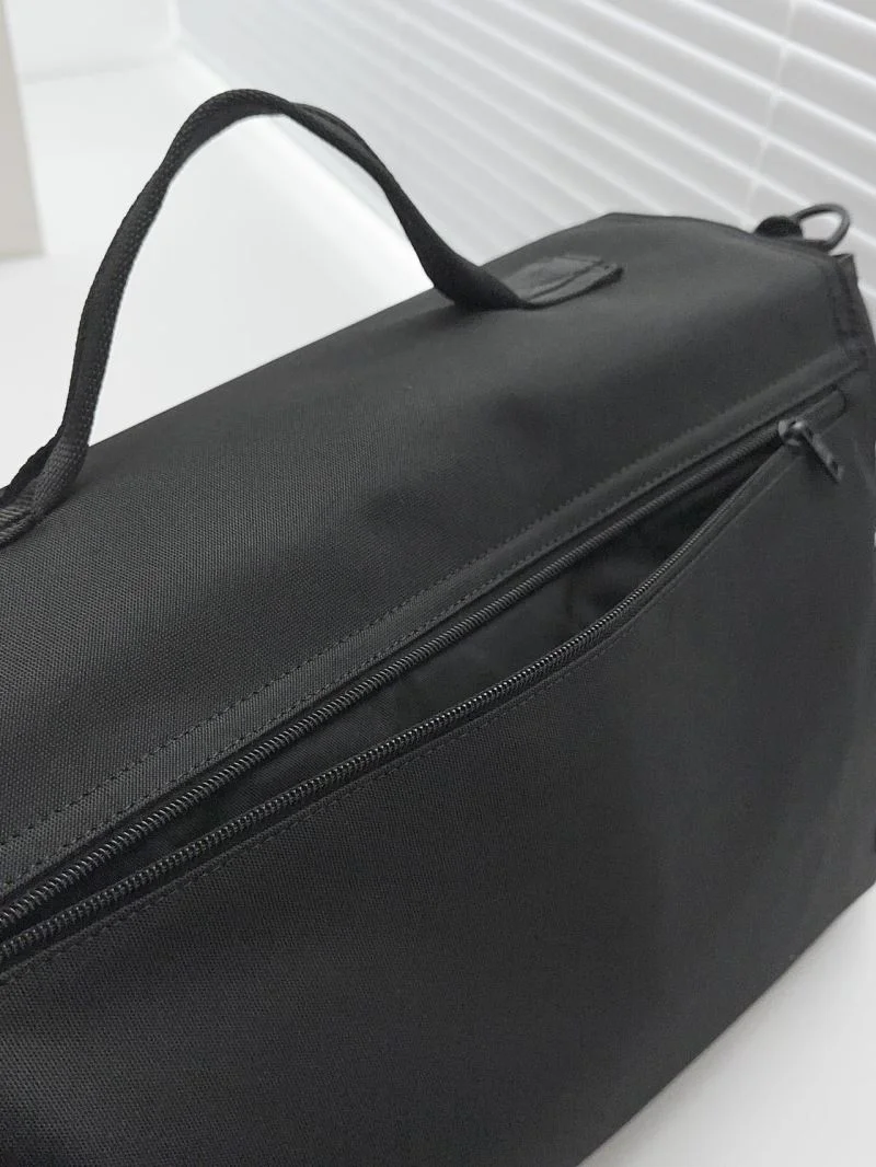 Balenciaga Extra Large Army Black Nylon Crossbody Messenger Bag WellDesigned 38233