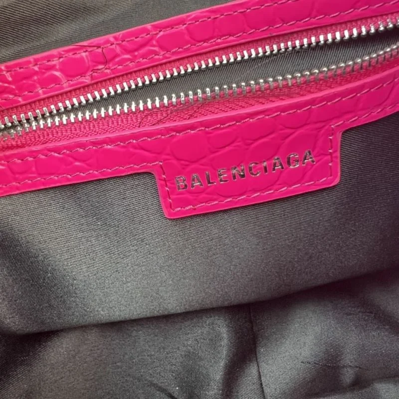 Balenciaga Fuchsia CrocodileBalenciaga Le Cagole Half Moon Bag Bold 38374