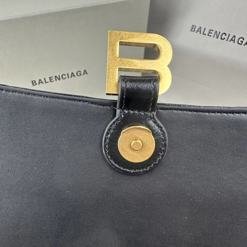 Minimalist Balenciaga Gold Crush Hourglass Chain Bag - Medium Embroidered Elegance 78694