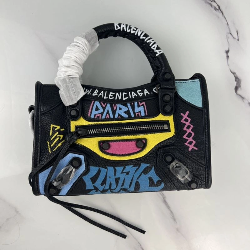 Balenciaga Graffiti 23cm Crossbody Handbag in Italian Goat Leather Trendy 78785