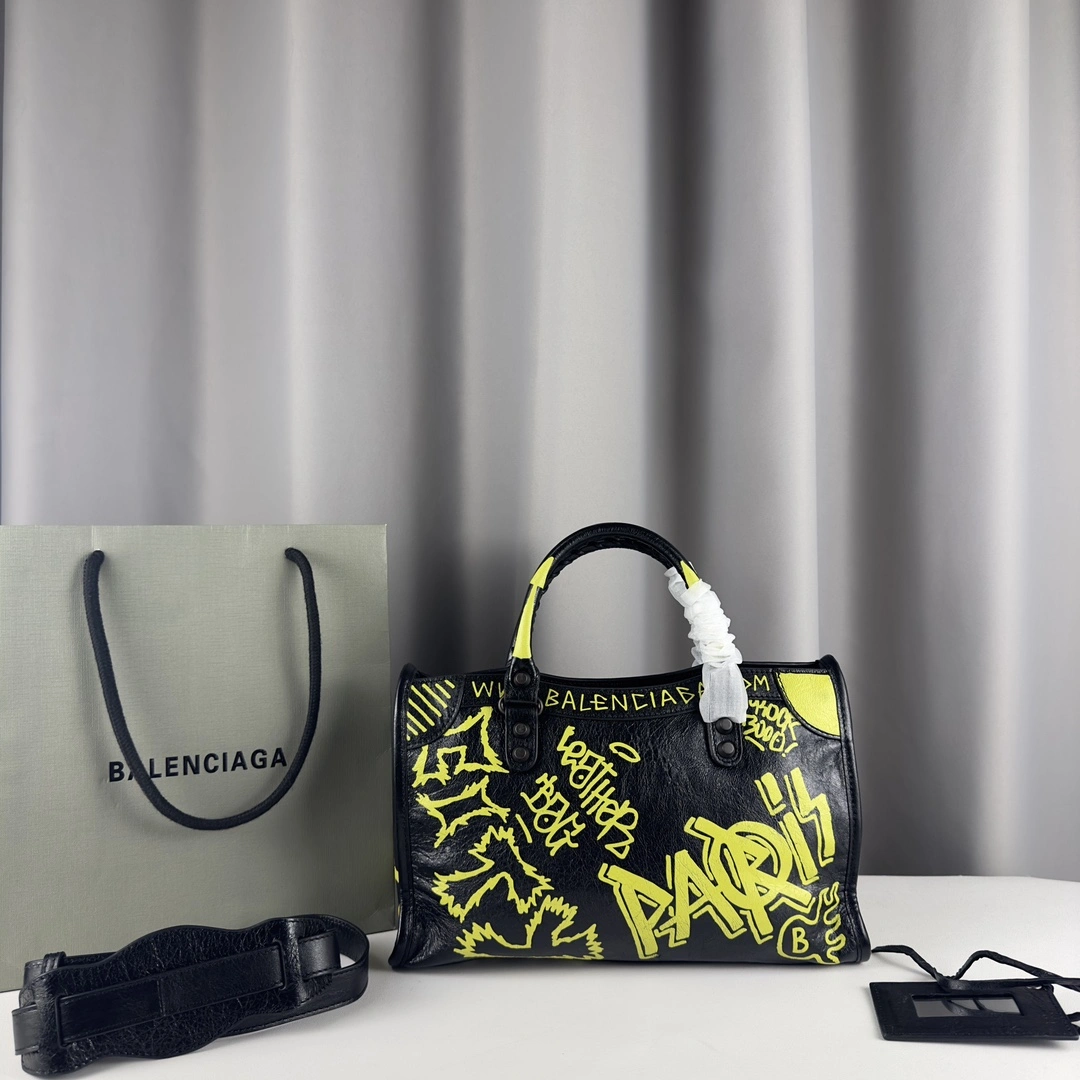 Breathable Balenciaga Graffiti Mini City Sheepskin Handmade Bag 61009