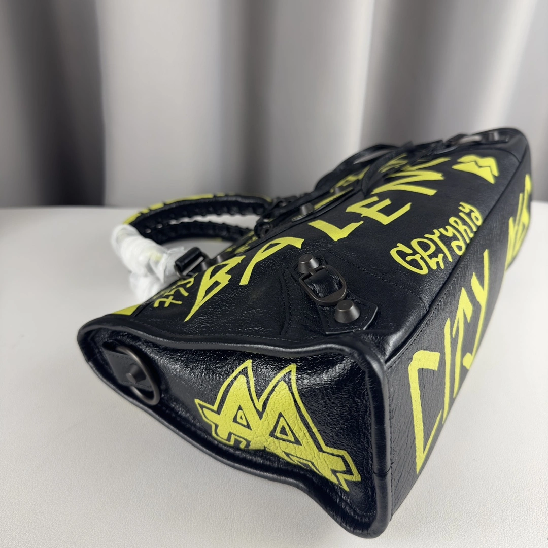 Breathable Balenciaga Graffiti Mini City Sheepskin Handmade Bag 61009