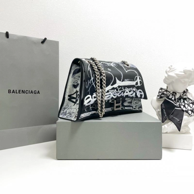 Balenciaga Graffiti Pleated Chain Bag - Medium  Elegance Vibrant 70079