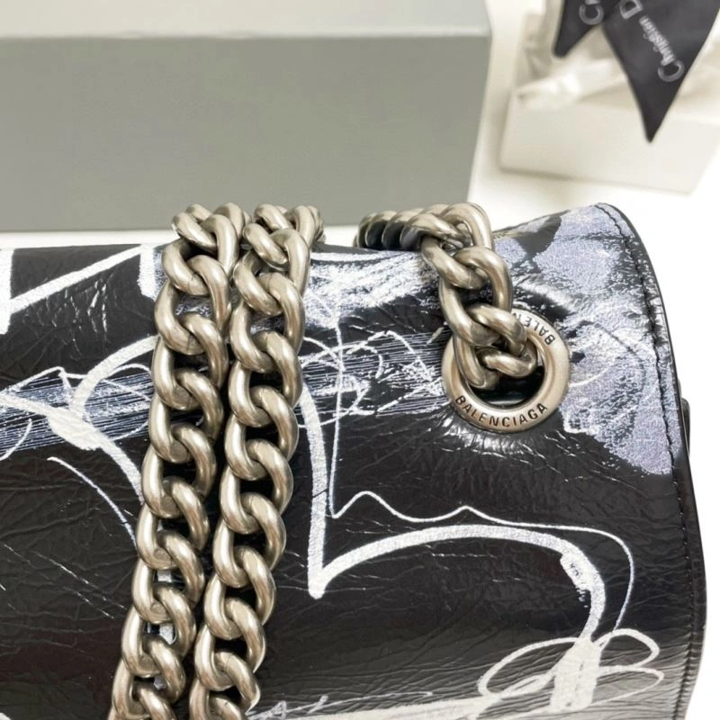 Balenciaga Graffiti Pleated Chain Bag - Medium  Elegance Vibrant 70079
