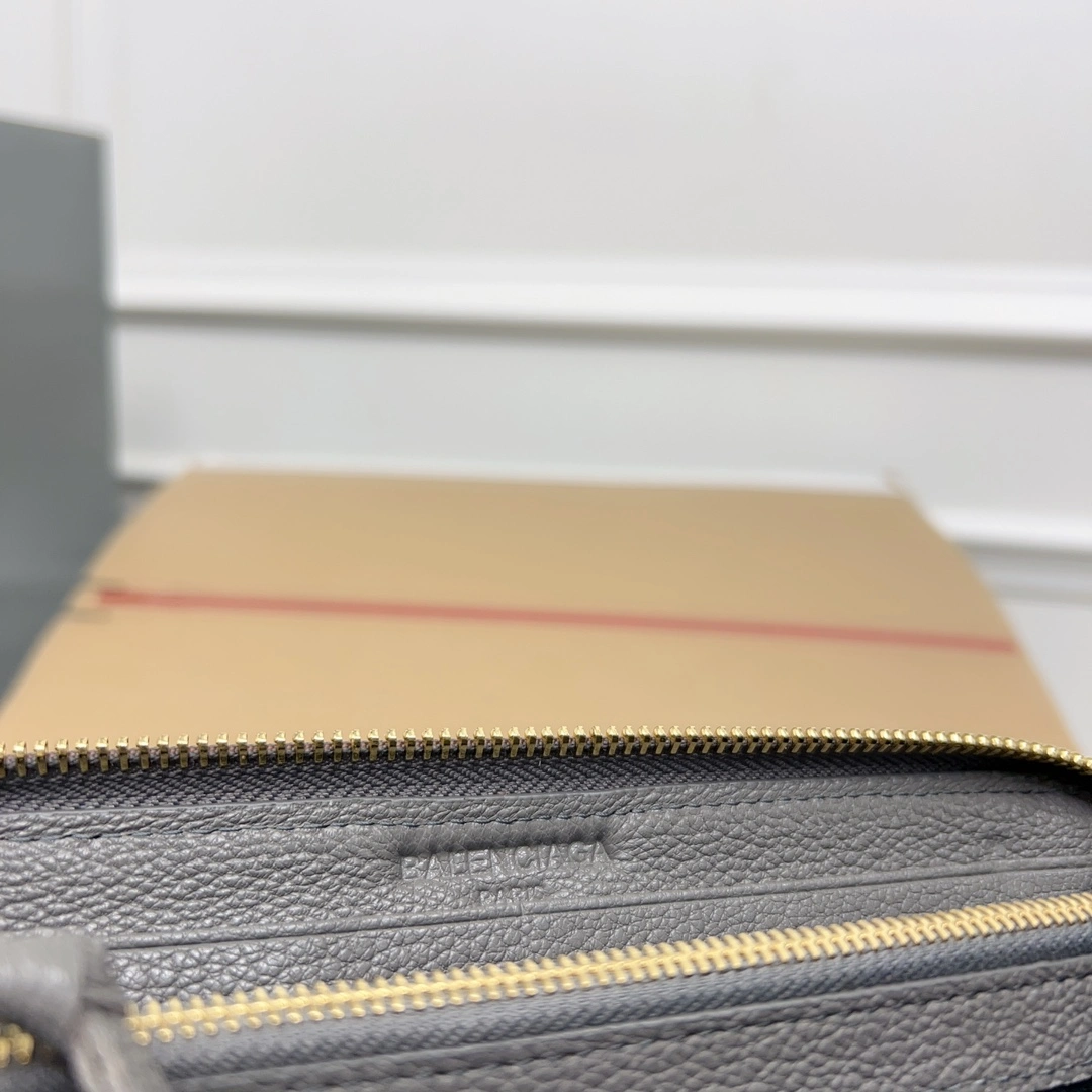 Balenciaga Gray Retro Zip Goat Leather Motorcycle Wallet Vibrant 60842