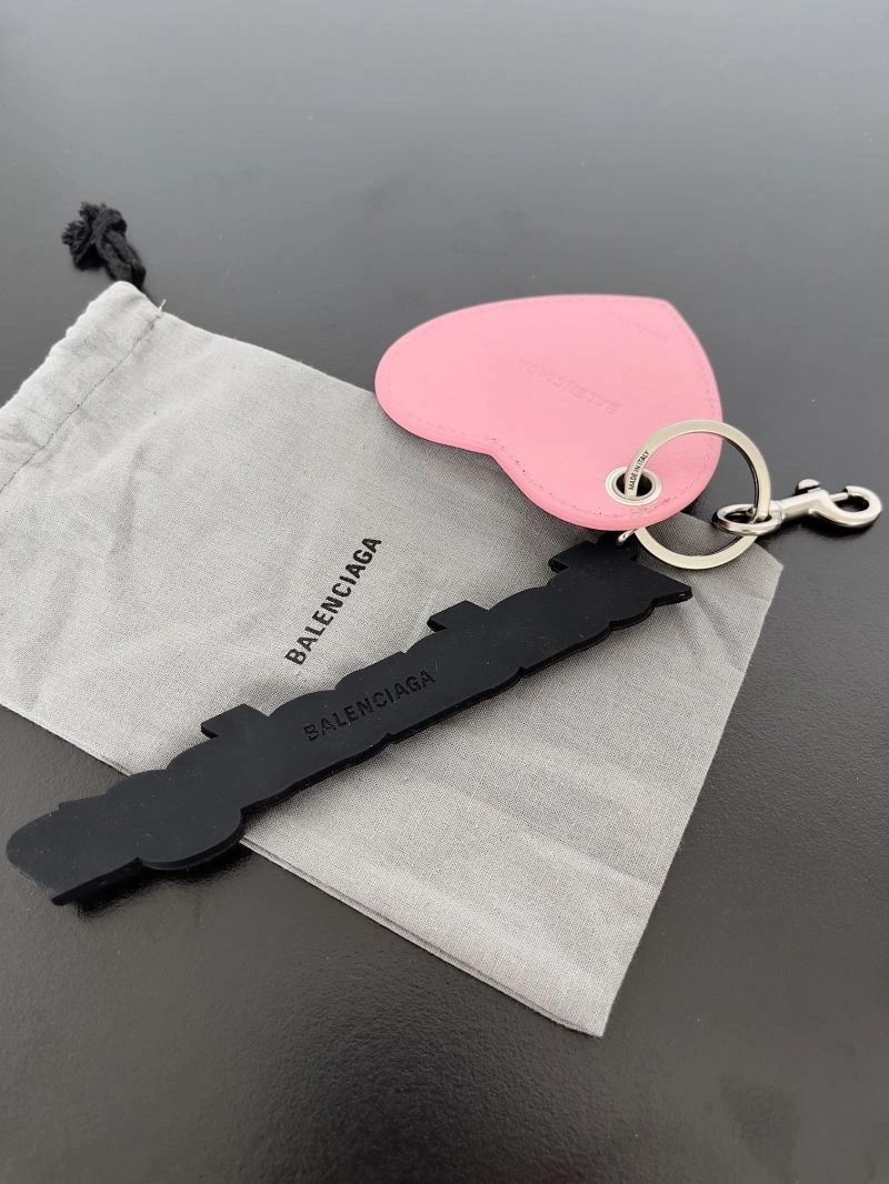 Balenciaga Heart Mirror Charm Keychain with Sheepskin Pendant Comfortable 70131