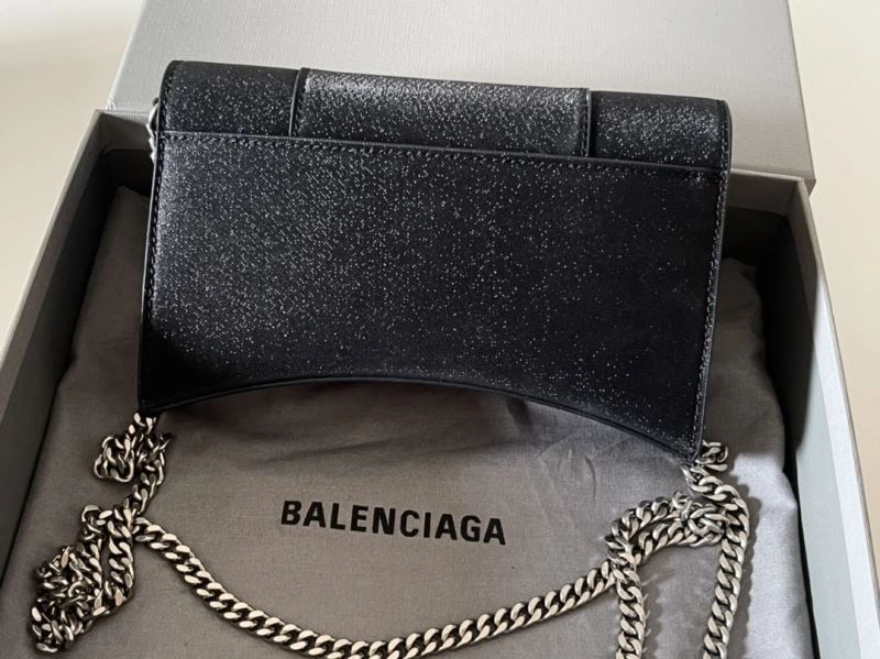Sustainable Balenciaga Heavy-Duty Hourglass Chain Bag - Iconic Curved Design 78689
