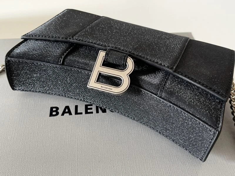 Sustainable Balenciaga Heavy-Duty Hourglass Chain Bag - Iconic Curved Design 78689