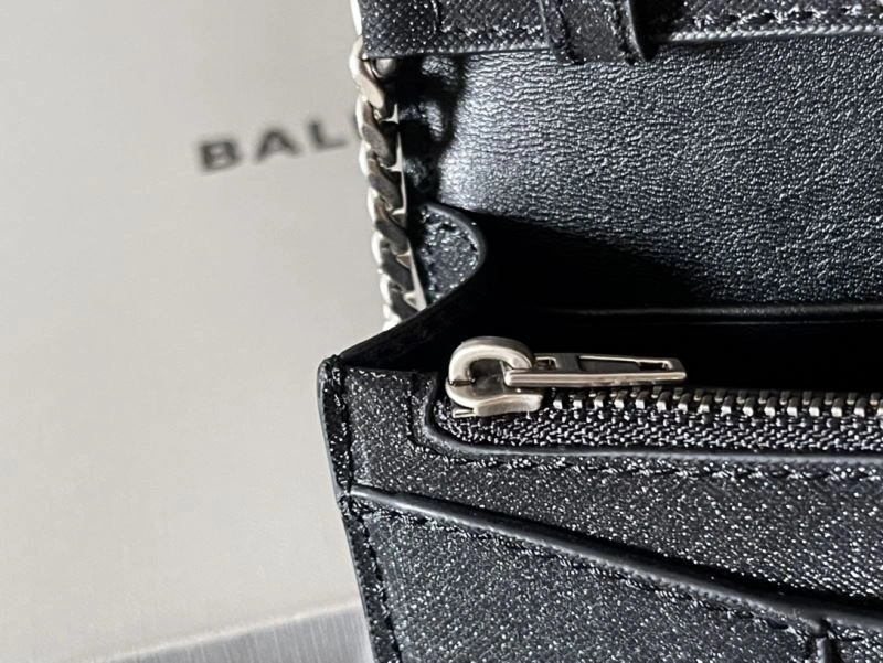 Sustainable Balenciaga Heavy-Duty Hourglass Chain Bag - Iconic Curved Design 78689