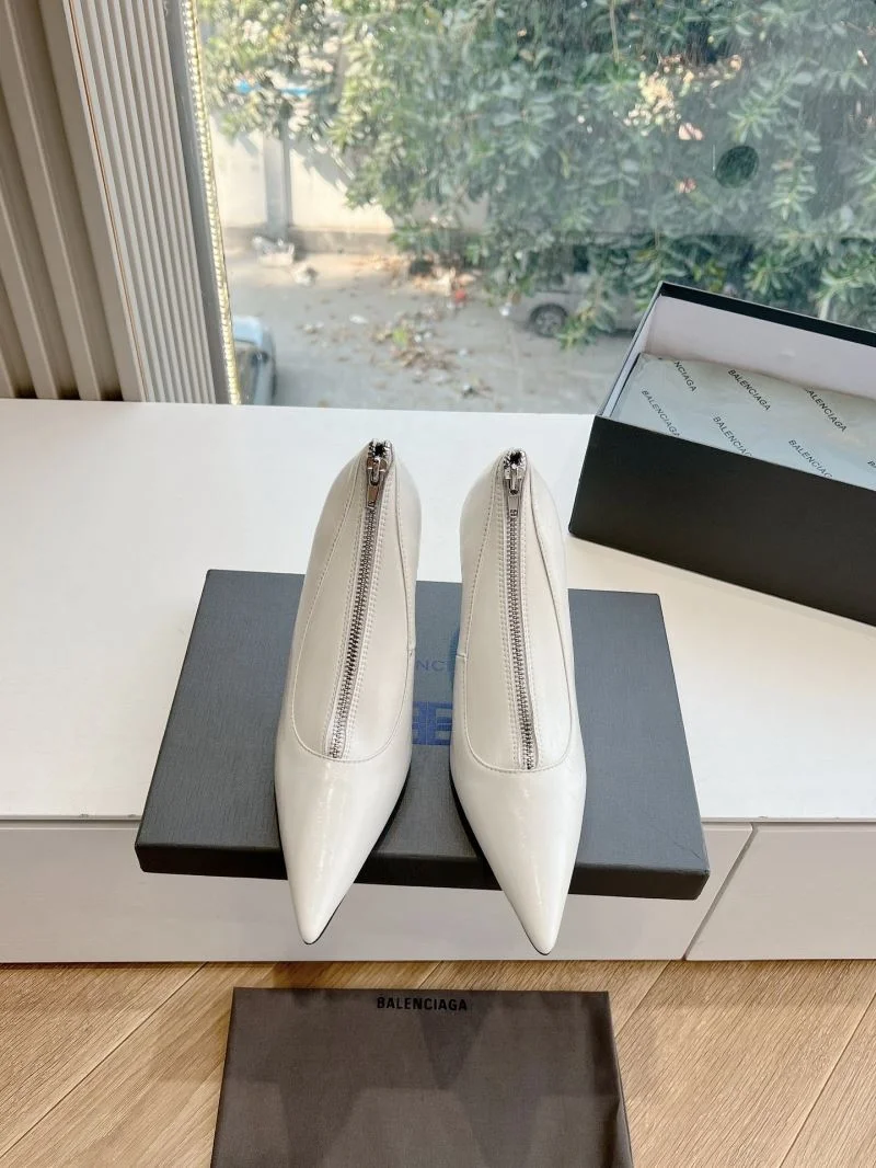 MultiPurpose Balenciaga Heeled Shoes 16805