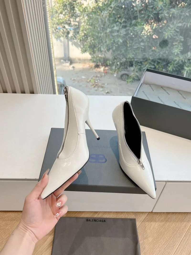 MultiPurpose Balenciaga Heeled Shoes 16805