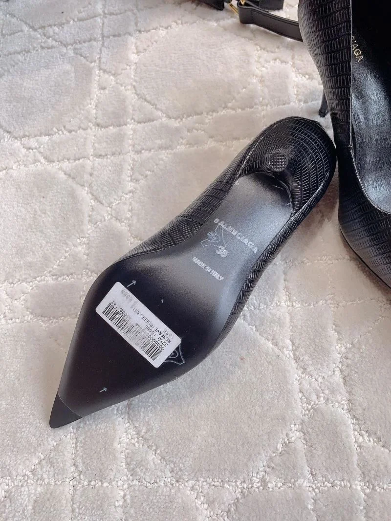 Durable Balenciaga Heeled Shoes 17000