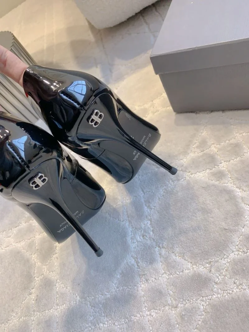 Unisex Balenciaga Heeled Shoes 17044